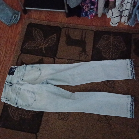 Jeans - Picture 3 of 4